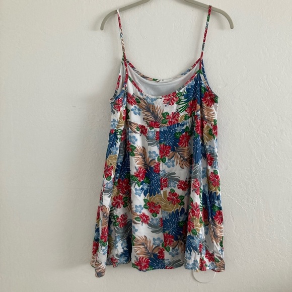 Honolua Wahine Hawaiian Dress - Picture 5 of 9